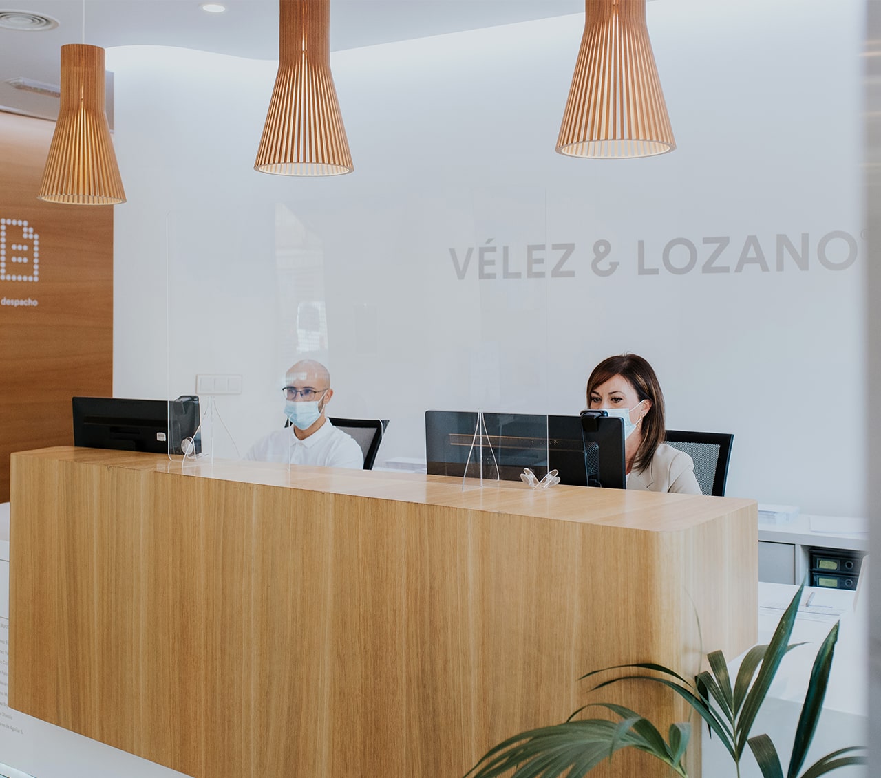 Dentista en Murcia Vélez & Lozano Clínica Dental en Murcia
